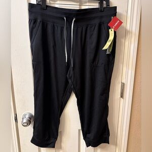 NWT GreenTea Super Soft Black Capris